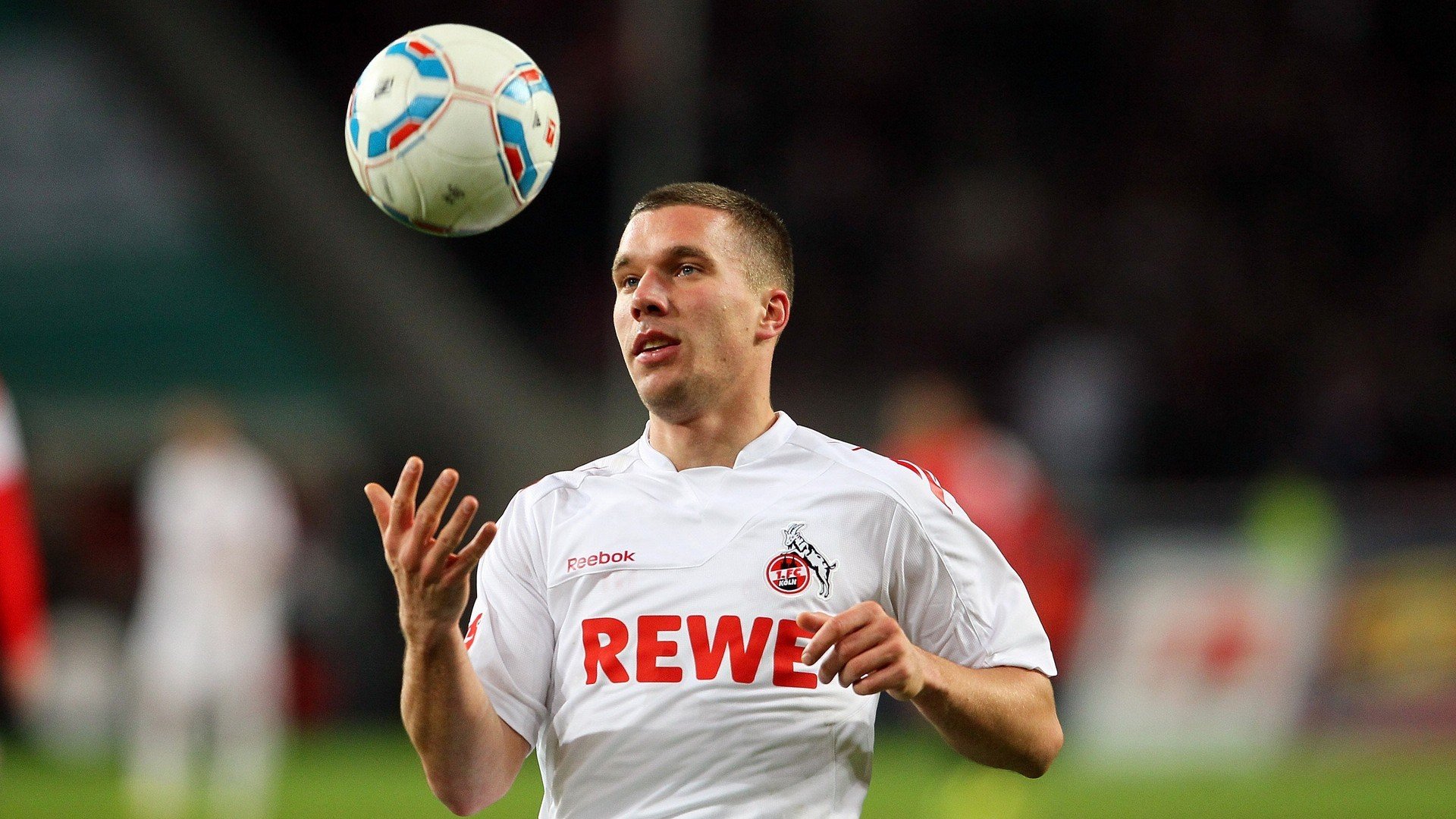 “青少年足球明星训练营火热开班”，青少年足球培训招生渠道