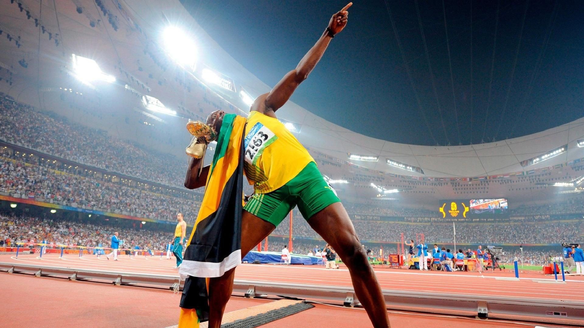 车迷热情：全球F1直播风潮，f1赛车直播全程回放